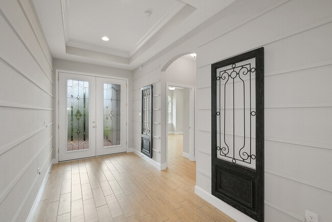 Photo - 202 Messina Pl