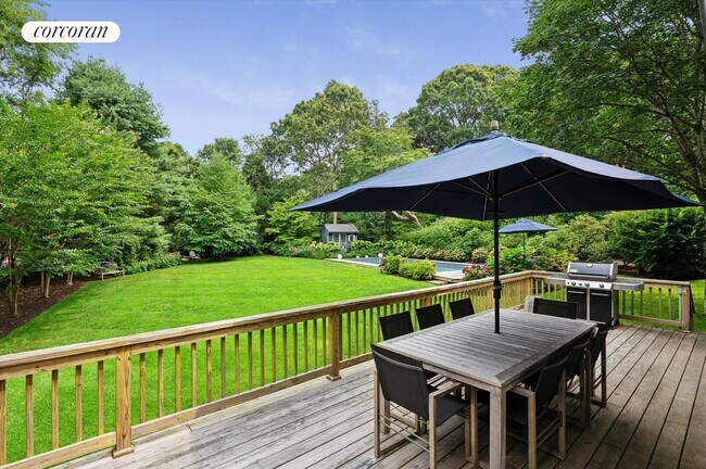 Photo - 6 Briarsweet Ln