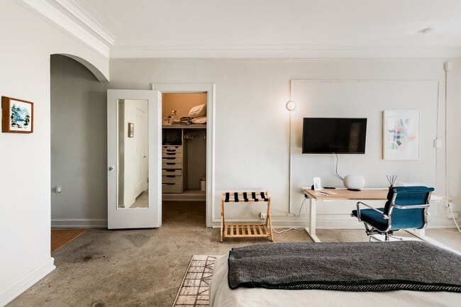 Photo - The Belcrest