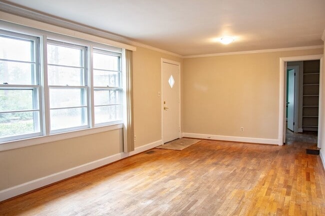 Photo - 601 Parkway Blvd