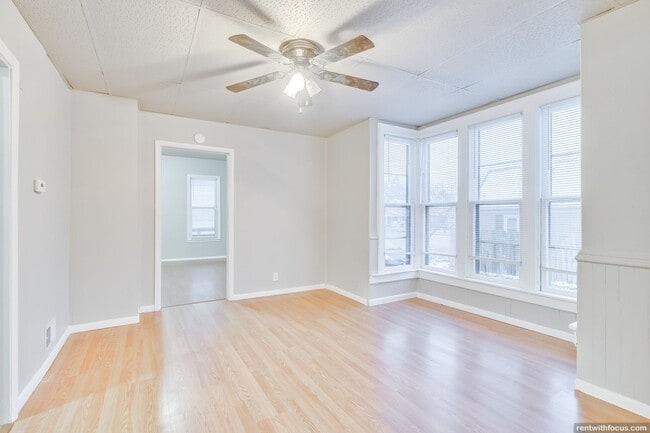Photo - 645 5th St Unit 645