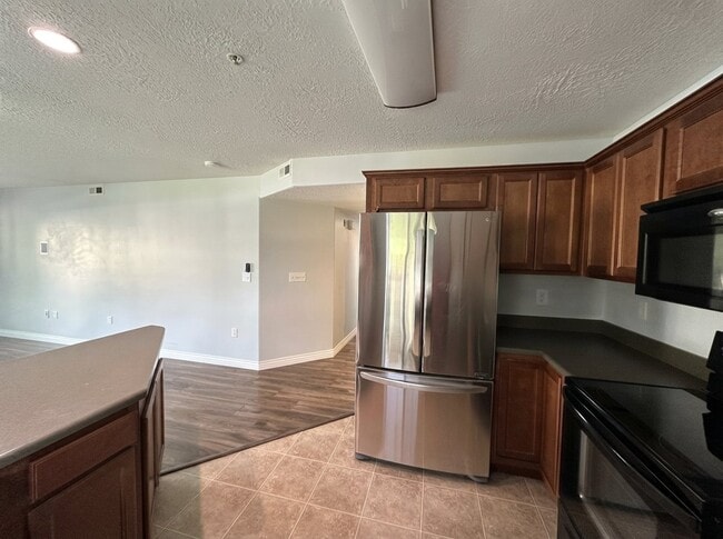 3842 S Clare Dr Unidad D3