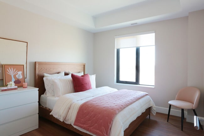 Photo - Helio Apartments & West 5 Townhomes