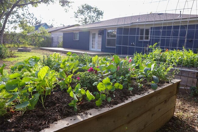 Photo - 4815 Oldfort Hill Dr