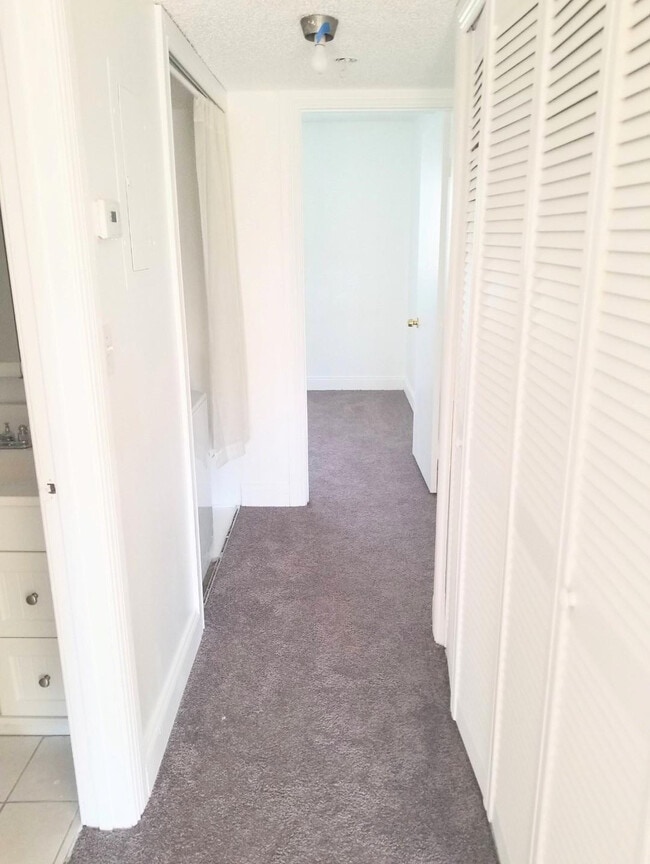 Photo - 1201 S Flagler Ave Unidad 420