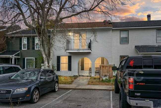 Photo - 733 Ralston Ct