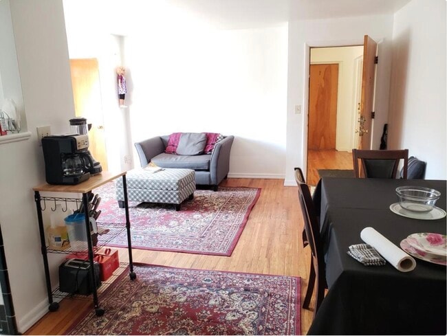 Photo - 2894-2898 Harrison