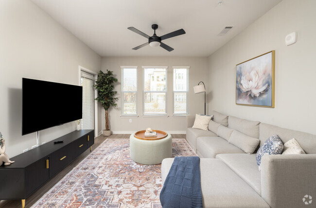 Building Photo - 110 Addison Rd Unit ID1223267P Rental