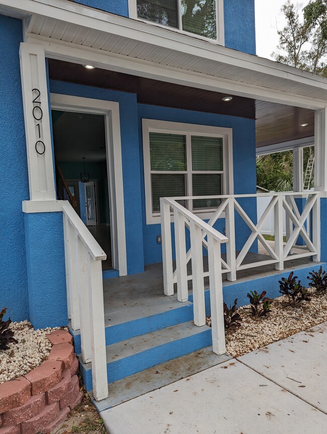 Photo - 2010 Seminole Blvd S