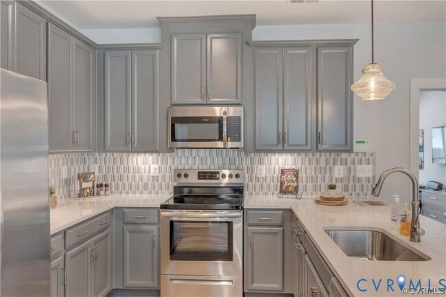 2636 Lassen Pl