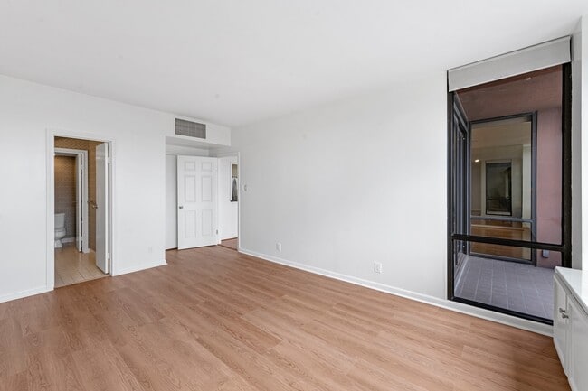 Photo - 5150 Hidalgo St Unit 805