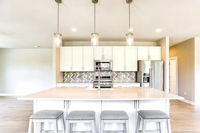 Photo - 1200 W 11th Ave