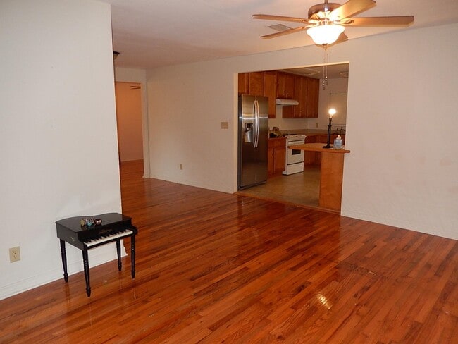 Photo - 307 N Dellview Dr