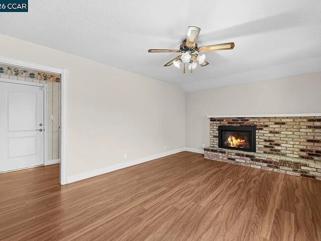Photo - 4605 Wilson Ln