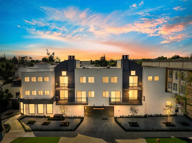 Building Photo - Haskell Village Apartments