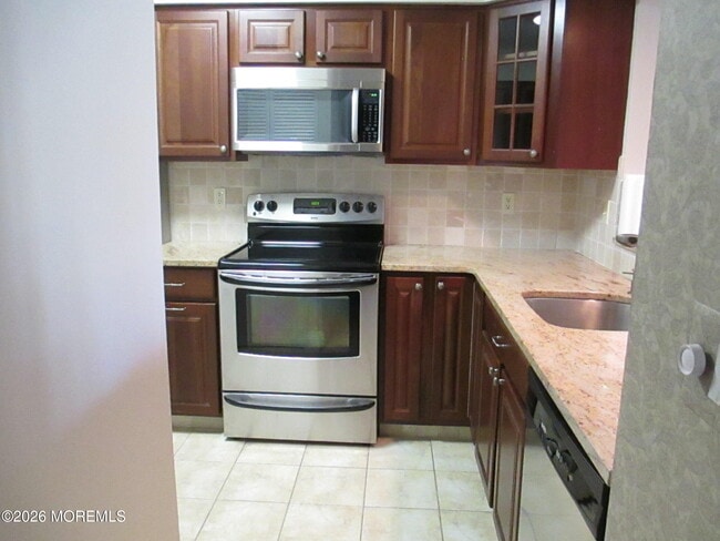 Photo - 32 Center Ave Unit 14