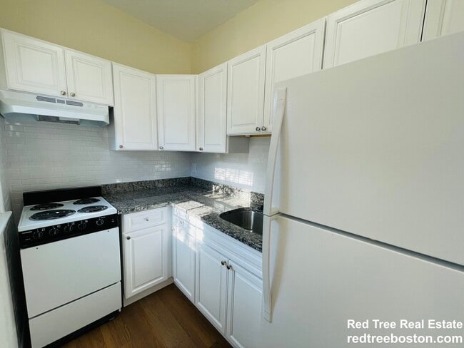 Photo - 62 S Huntington Ave Unit 4