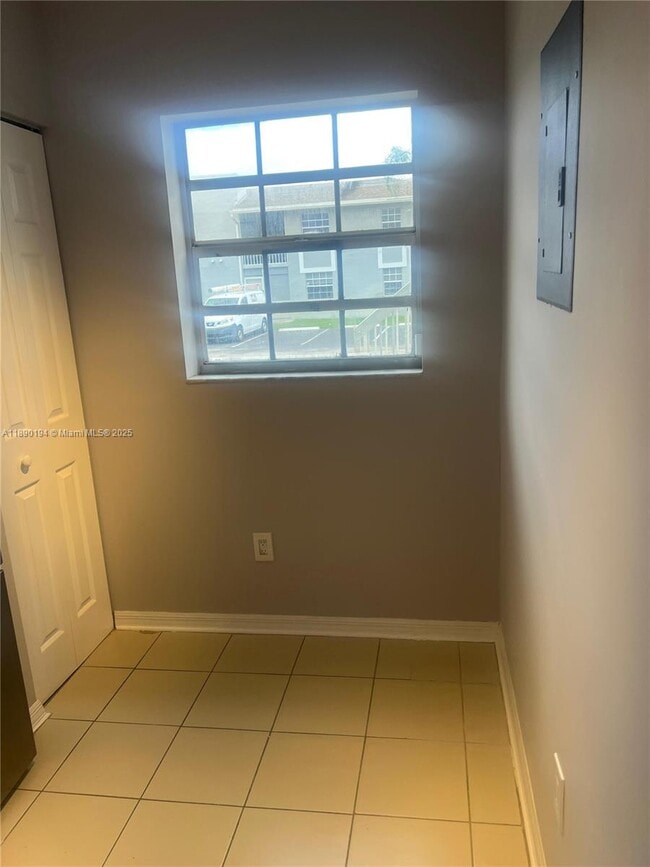 Photo - 438 NE 210th Cir Terrace Unit 1024B