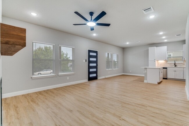 Photo - 2707 Brazos River Dr