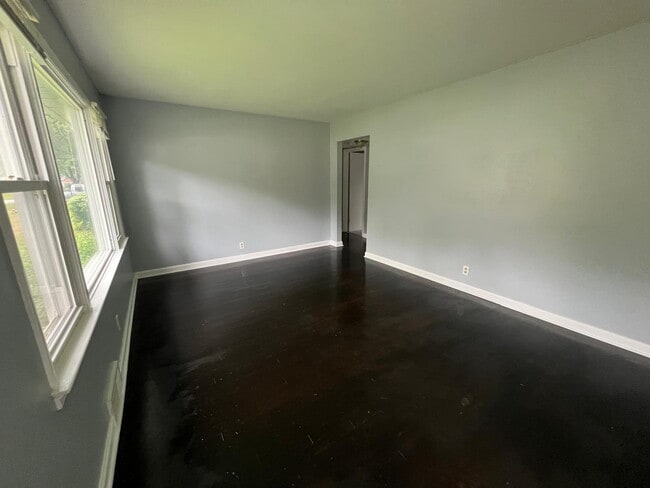 Photo - Gorgeous THREE bedroom home with one bath, AVAILABLE NOW!  Passed all inspections!  Gated back ya...