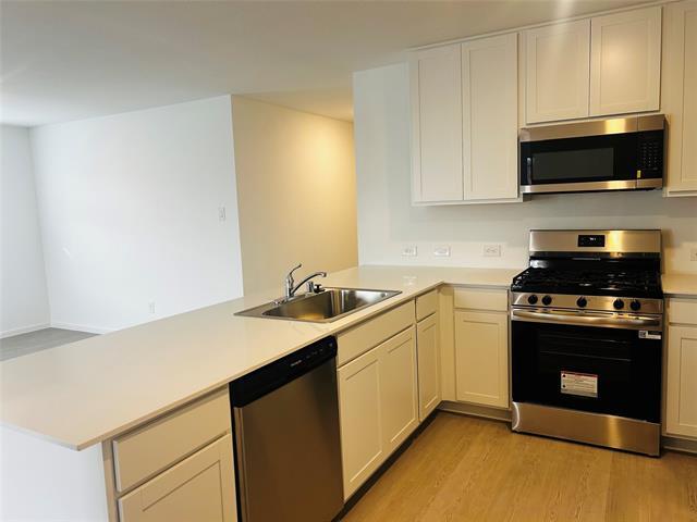 Photo - 2059 Stable Ln