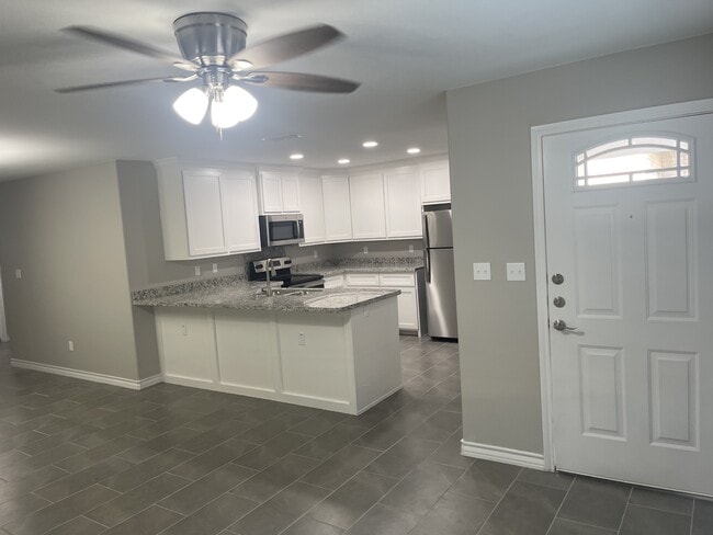 Photo - 103 Olive St