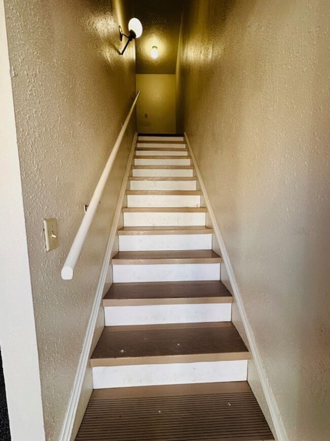 Photo - Available Now!!! Unit 185 F