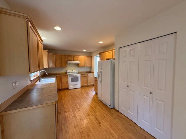 Photo - 4 Bed 2 Bath Home in Waterbury Meadows