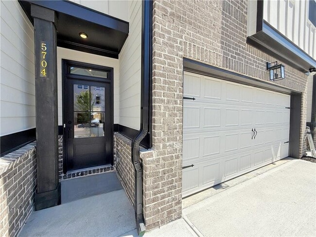 Photo - 5704 Urban Vlg Wy