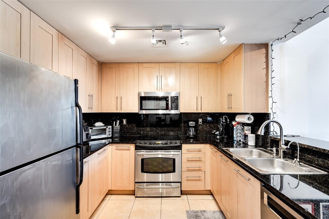 Photo - 511 SE 5 Ave Unit 1602