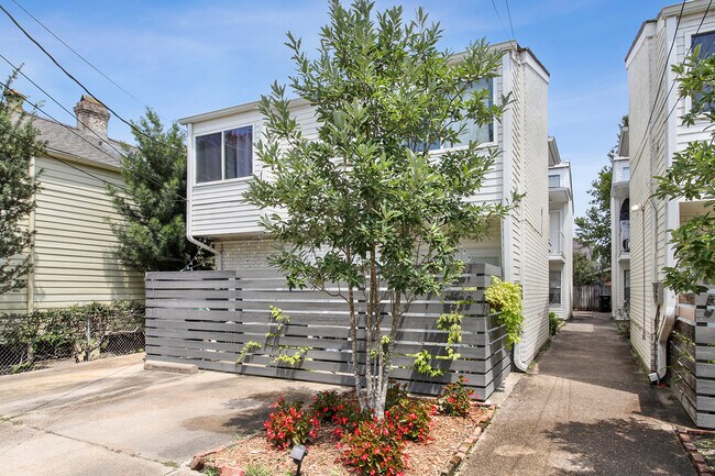 Photo - 5421 Constance St Unit 5421