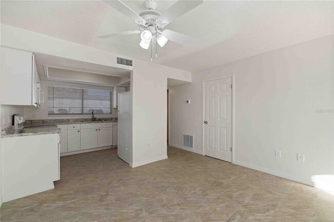 Photo - 3569 Bee Ridge Rd