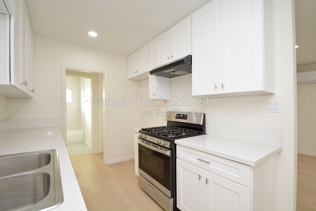 2213 E Spaulding St Unit A