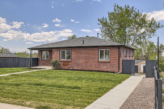 Photo - Renovated Duplex with Private Entrance