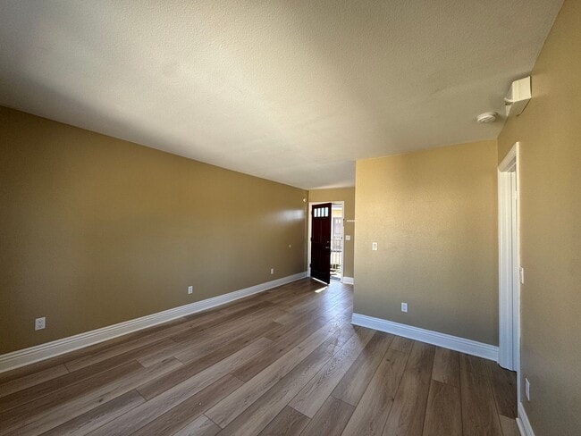 Photo - Half Off First Month's Rent Ready to Move in-El Cajon Studio for Rent Unidad 16