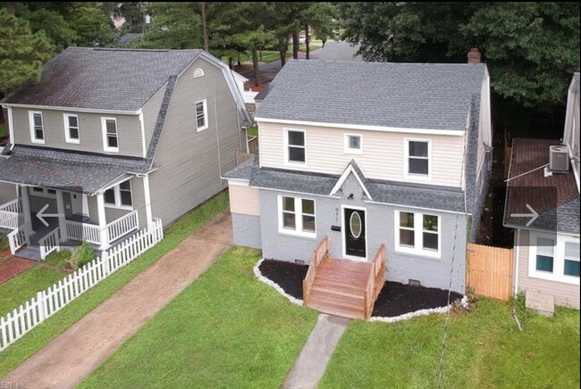 Outside of home - 975 Merrimac Ave