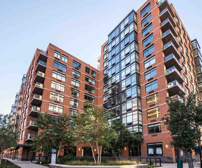 Photo - 1400 Hudson St