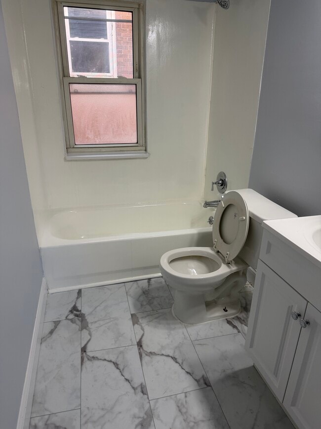 Photo - 3426 Woodburn Ave