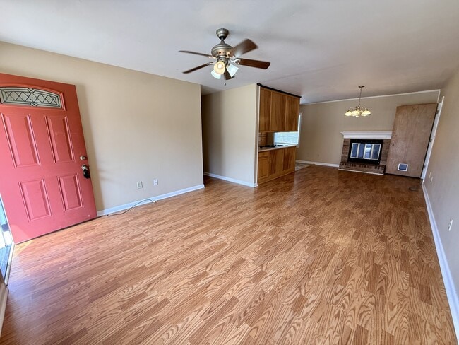 Photo - 105 Oakwood Meadows Dr Unidad A