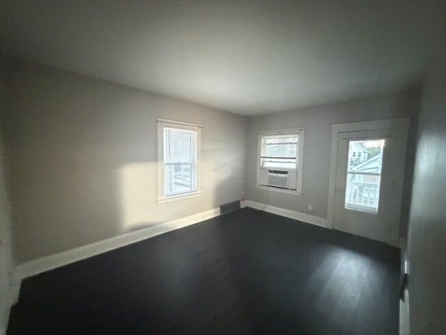 Photo - 1623 Hopkins Ave Unit 3