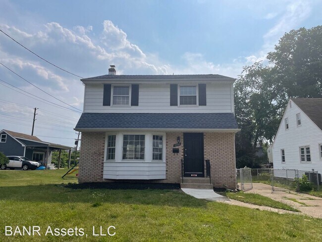 3 br, 1.5 bath House - 2541 42nd Street - 3 br, 1.5 bath House - 2541 42nd Street