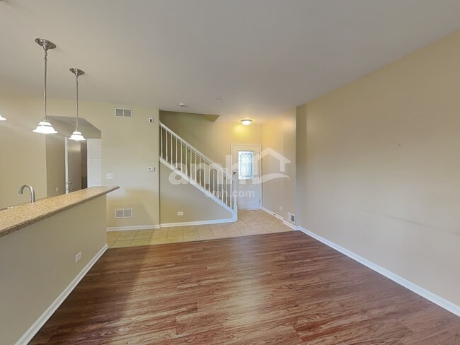 Photo - 4588 Camden Ln