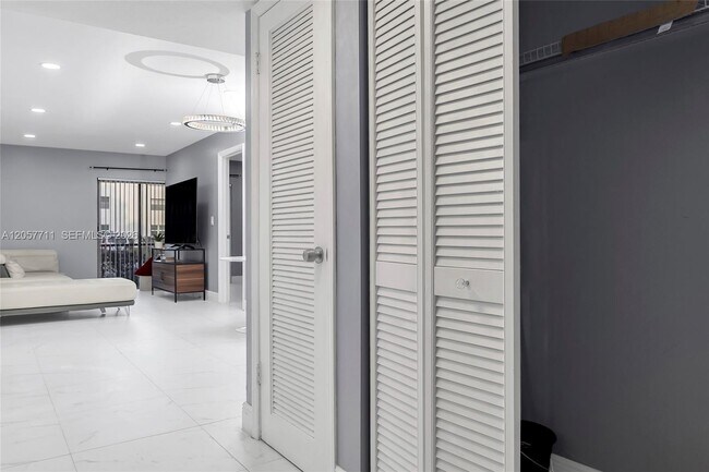 Photo - 3300 Spanish Moss Terrace Unit 106