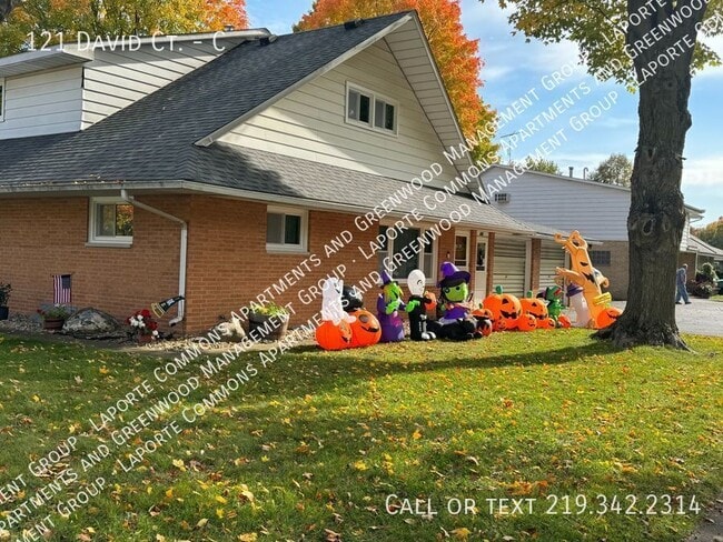 Building Photo - 121 David Ct Unit C