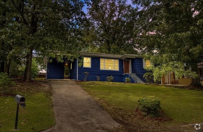 Building Photo - Cozy and Newly Renovated 3 Bedroom 1 Bath ... Rental