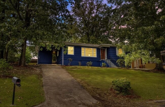 Cozy and Newly Renovated 3 Bedroom 1 Bath ... - Cozy and Newly Renovated 3 Bedroom 1 Bath ... House