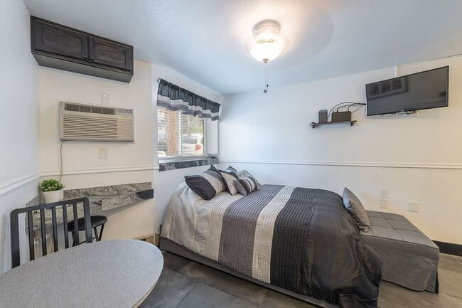 Photo - Carriage House Furnished Condo Available Now Unit 124