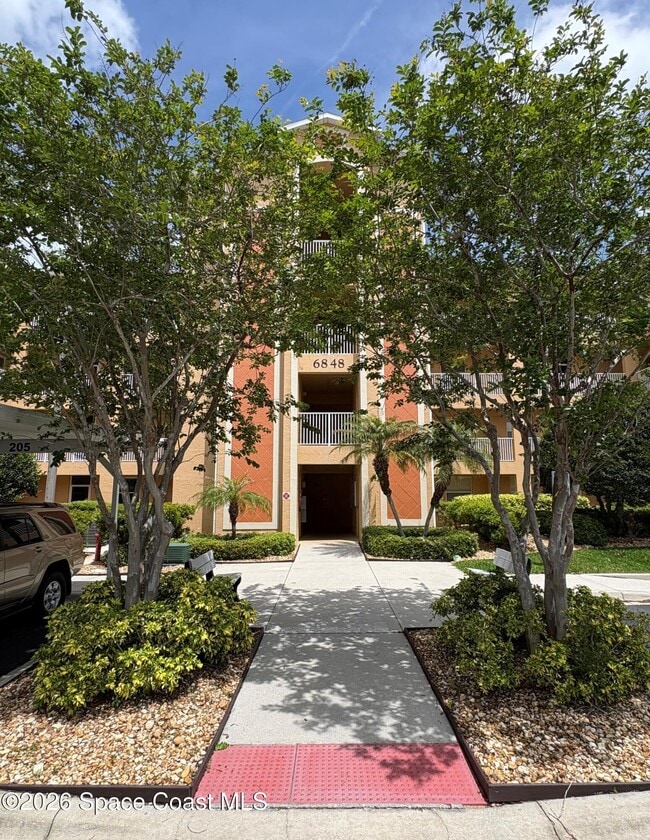 Photo - 6848 Toland Dr Unidad 406