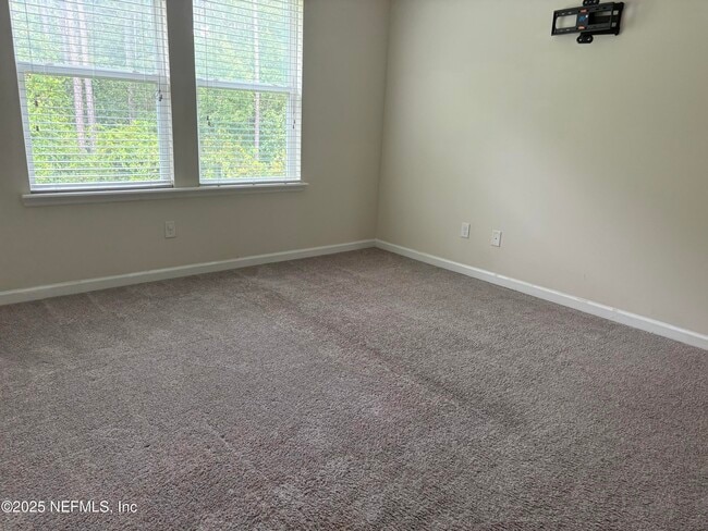 Photo - 411 Richmond Dr