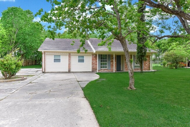 Photo - 18610 Anne Dr
